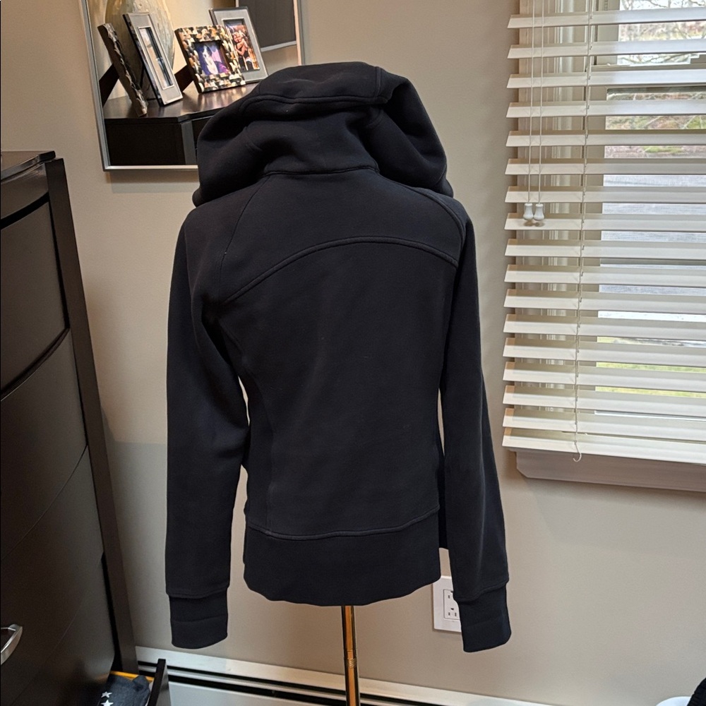 Lululemon Women's Black scuba hoodie - Picture 2 of 3